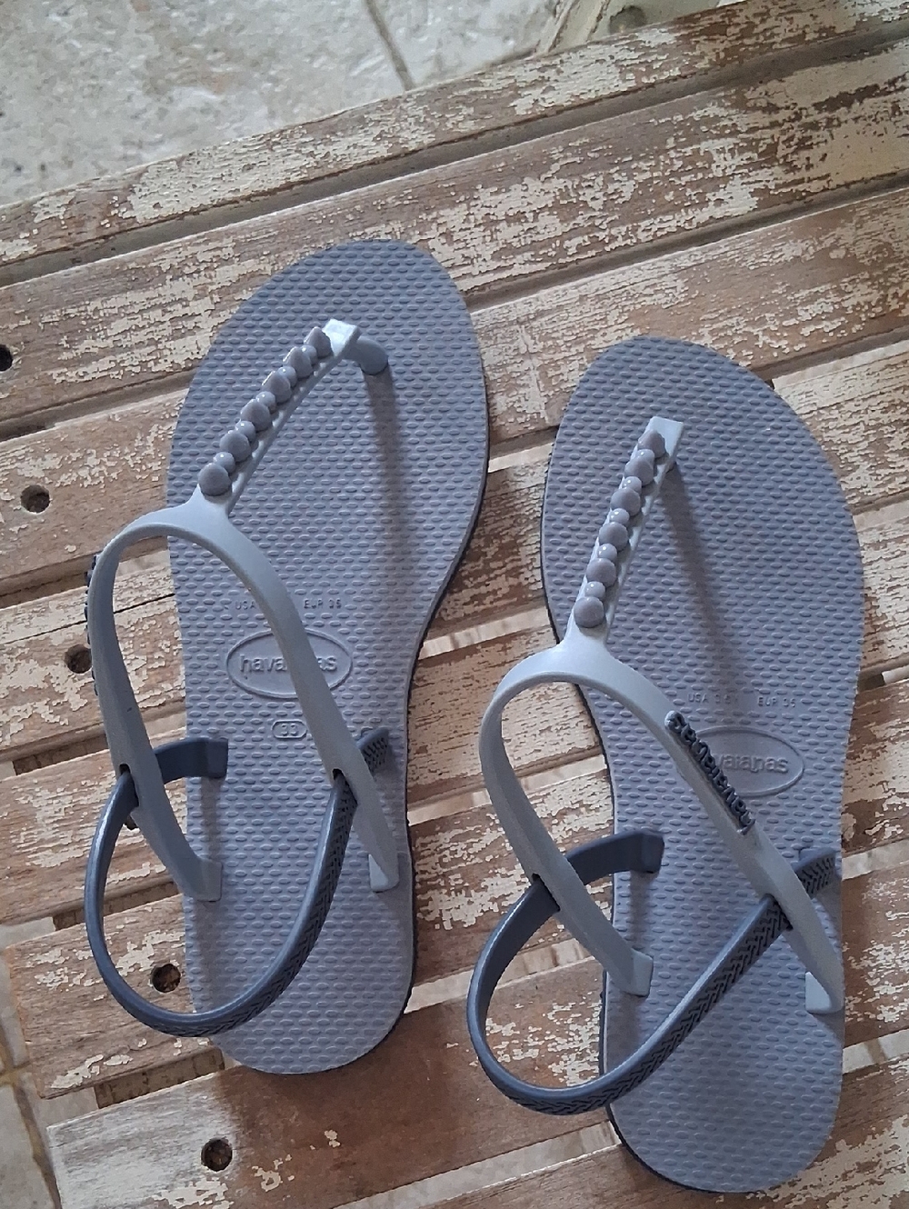 Havaianas Light Gray Beaded T-Strap Sandals